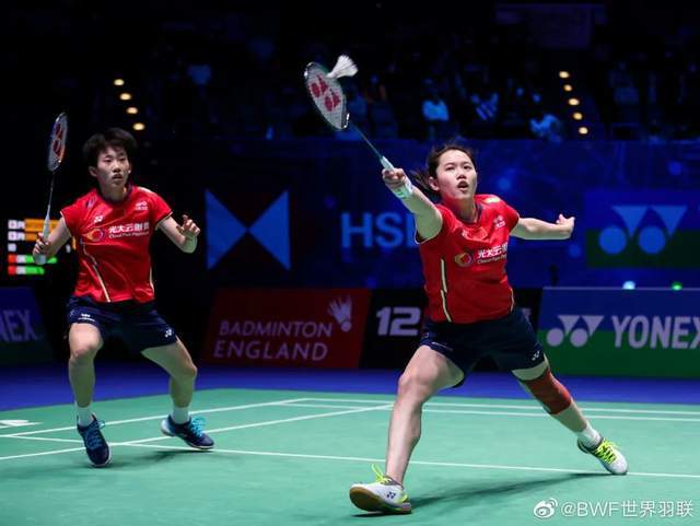 雷速官网-中国队碾压马来西亚队，黄鸭组合刷新纪录