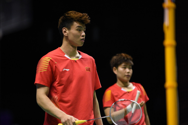 中国队碾压马来西亚队，黄鸭组合刷新纪录