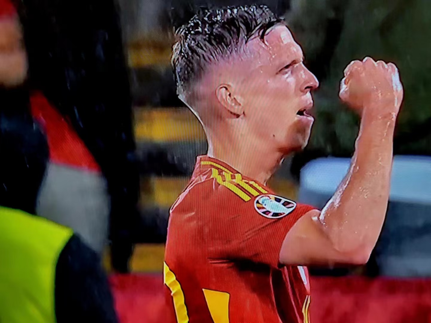 墨西哥轻取皇马，穆勒高光表现