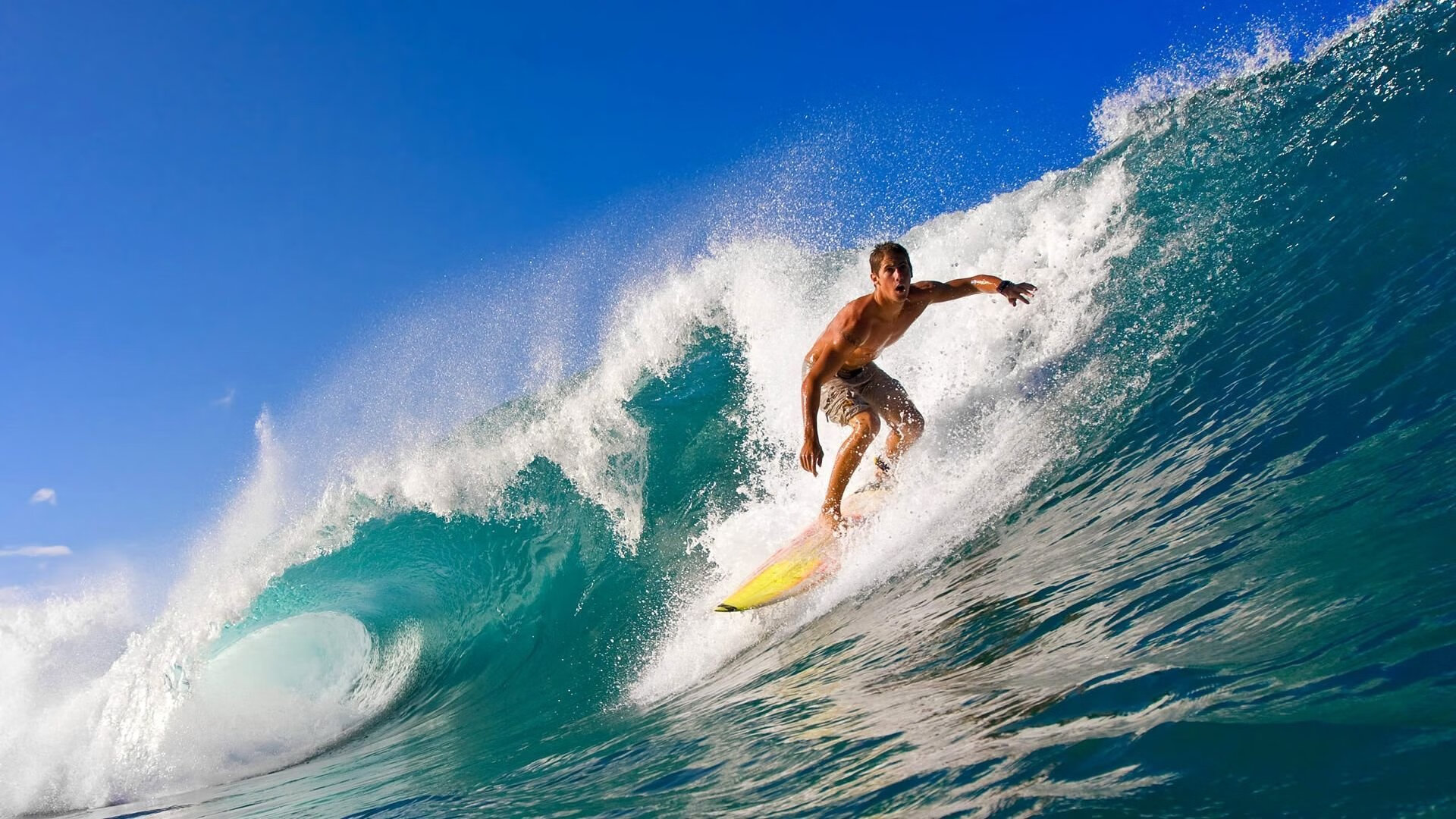 雷速网球直播-蓝山风暴，牙买加精神踏平伯纳乌，马丁内利加冕关键先生