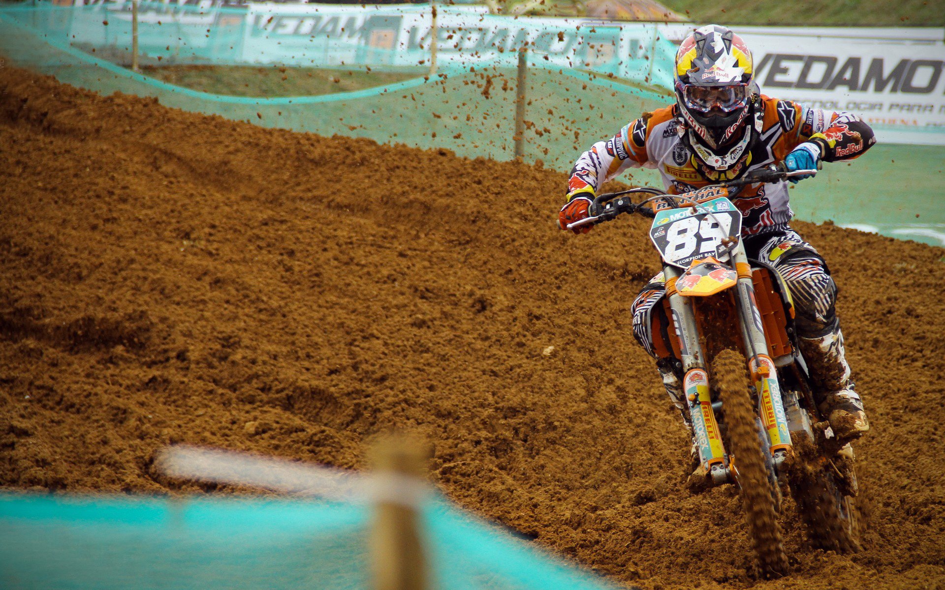 当南美秘术遇上欧洲铁壁，孙兴慜在秘荷对决中诠释何为现代足球孤本